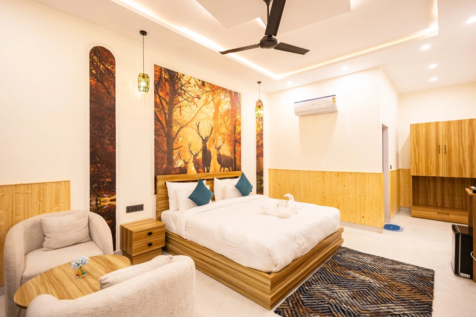 Executive Room